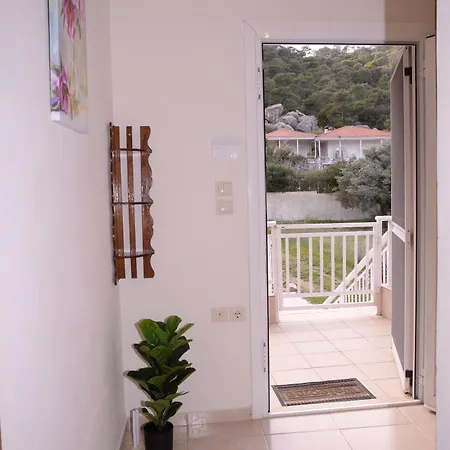 Blue Lagoon * Loutráki