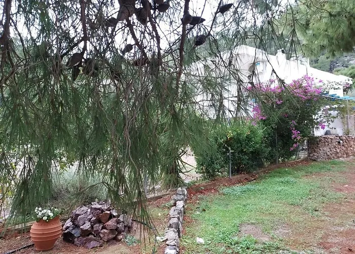 Blue Lagoon Loutráki