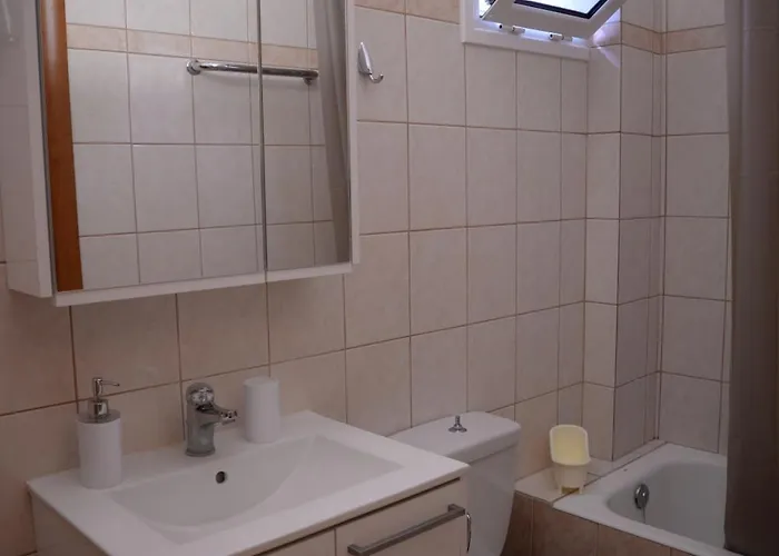 Blue Lagoon Loutráki